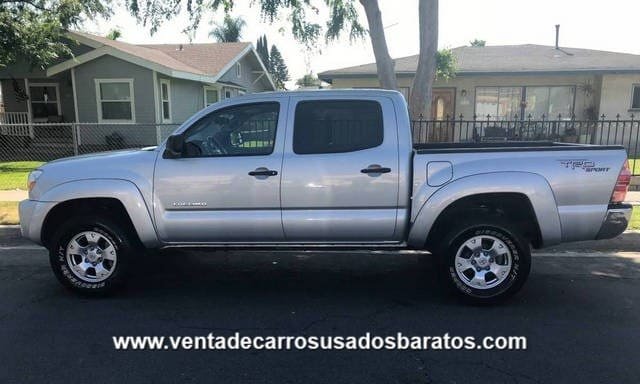 Toyota Tacoma 2006 4x4 4 Puertas 6 cilindros camioneta usada en venta barata