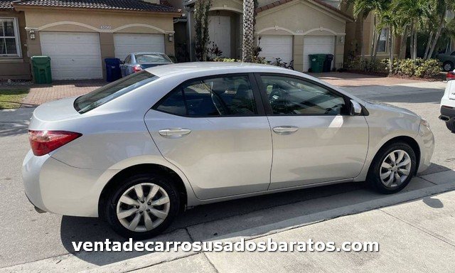 2016 Toyota Corolla 4 Cilindros carro farato en Venta por duenos particulares