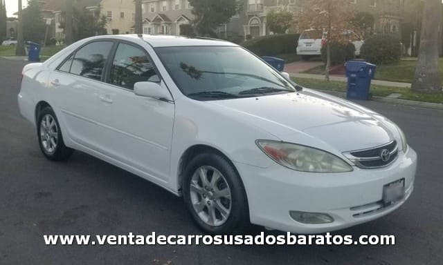 Carro Usado Toyota Camry LE 2004 Blanco 4 Puertas de used car for sale by owner